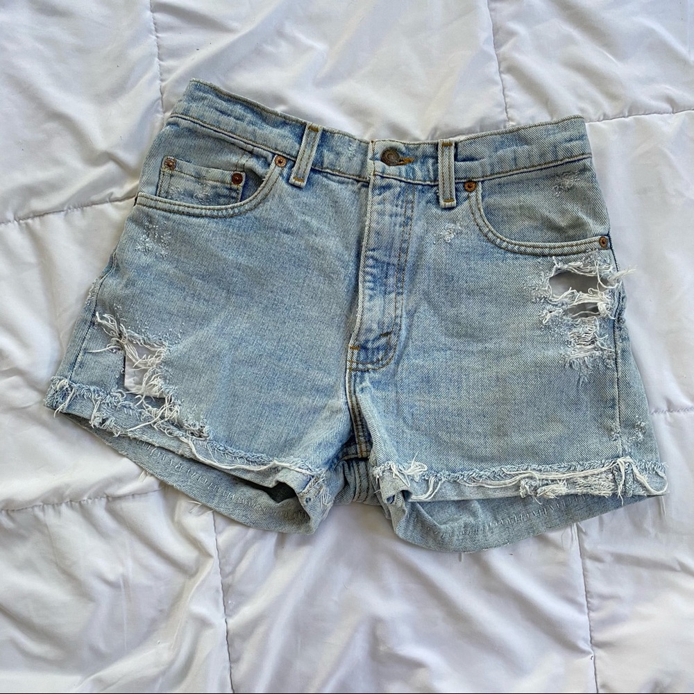 Levi’s high-waisted Jean shorts